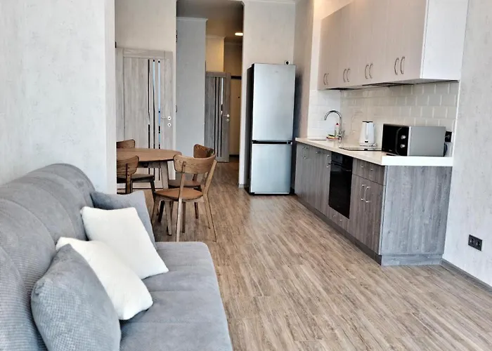 вид на море золотой берег *